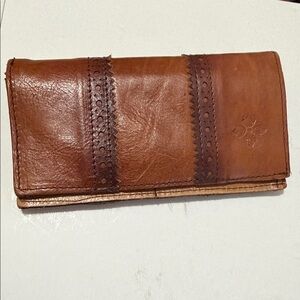 Vtg Patricia Nash Brown Leather Wallet